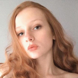 Meet your Posher, Hilari